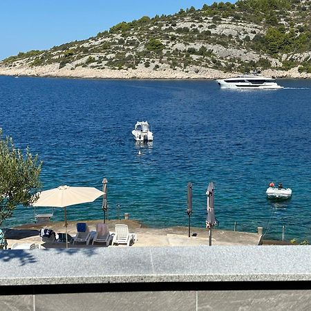 Direkt Am Meer-Apartments Puntaplanka Rogoznica  Exterior foto
