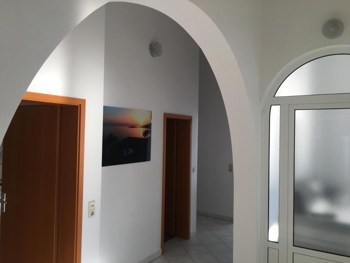 Direkt Am Meer-Apartments Puntaplanka Rogoznica  Exterior foto