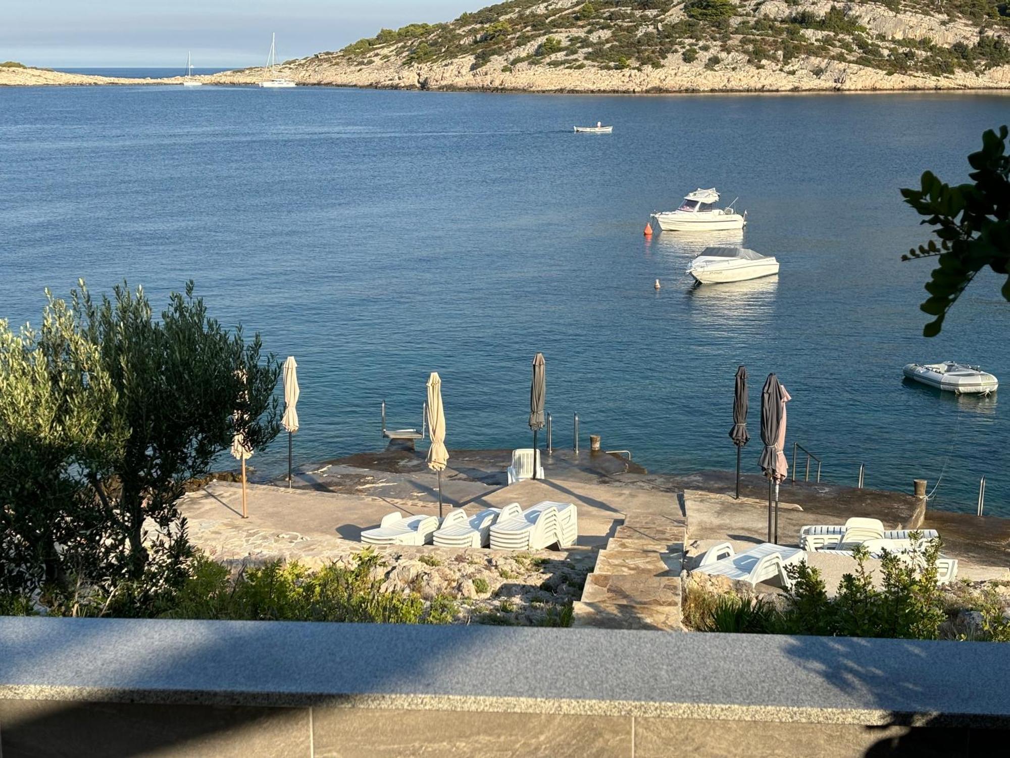 Direkt Am Meer-Apartments Puntaplanka Rogoznica  Exterior foto