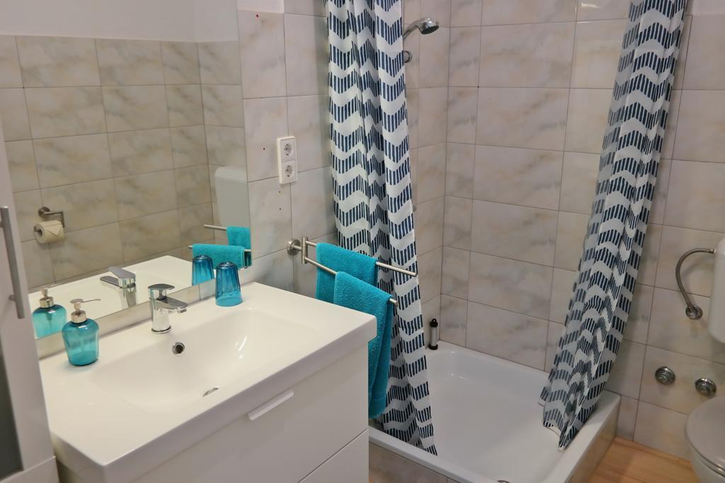 Direkt Am Meer-Apartments Puntaplanka Rogoznica  Exterior foto