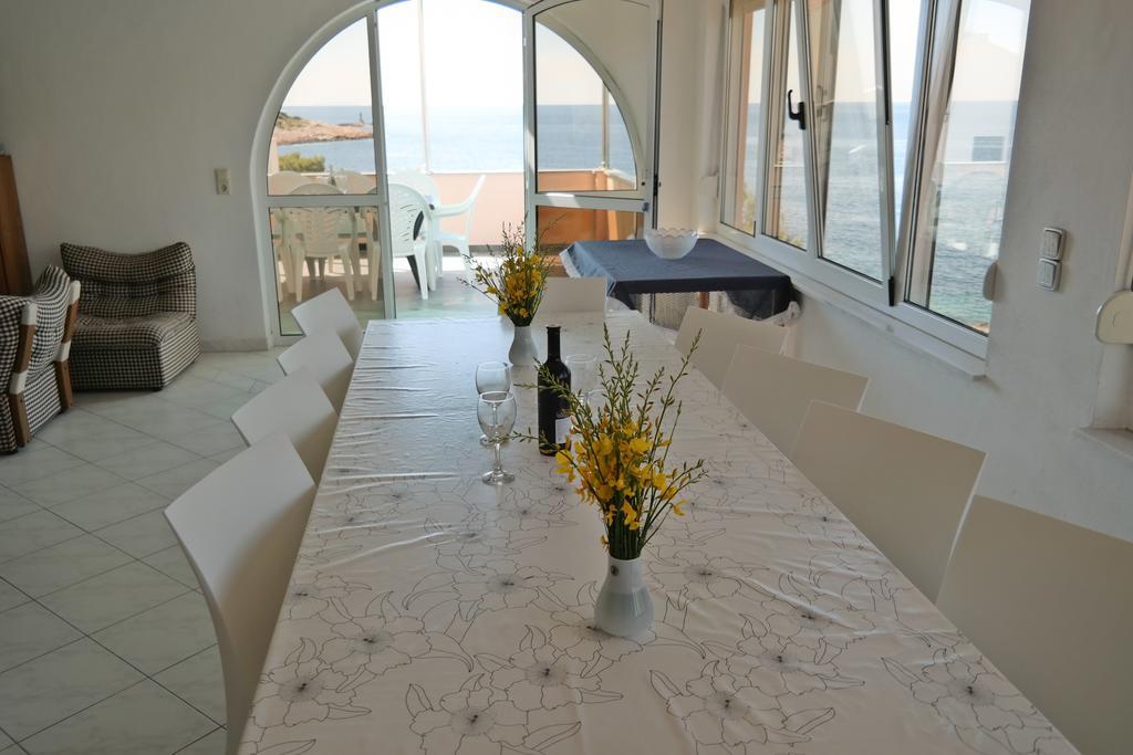 Direkt Am Meer-Apartments Puntaplanka Rogoznica  Exterior foto