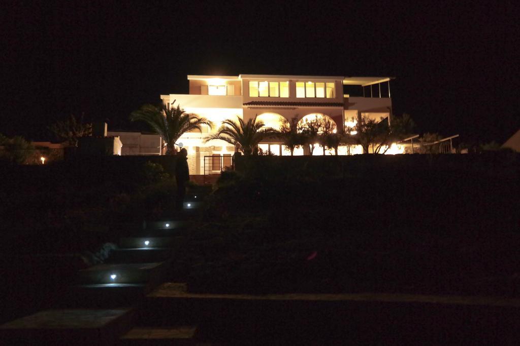 Direkt Am Meer-Apartments Puntaplanka Rogoznica  Exterior foto